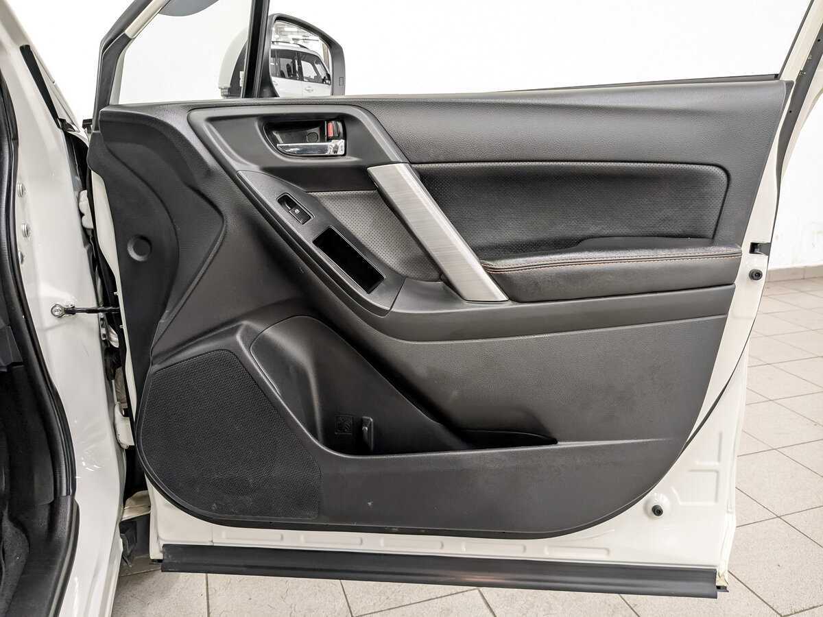 Subaru Forester 2015 года с пробегом. Фото: #22