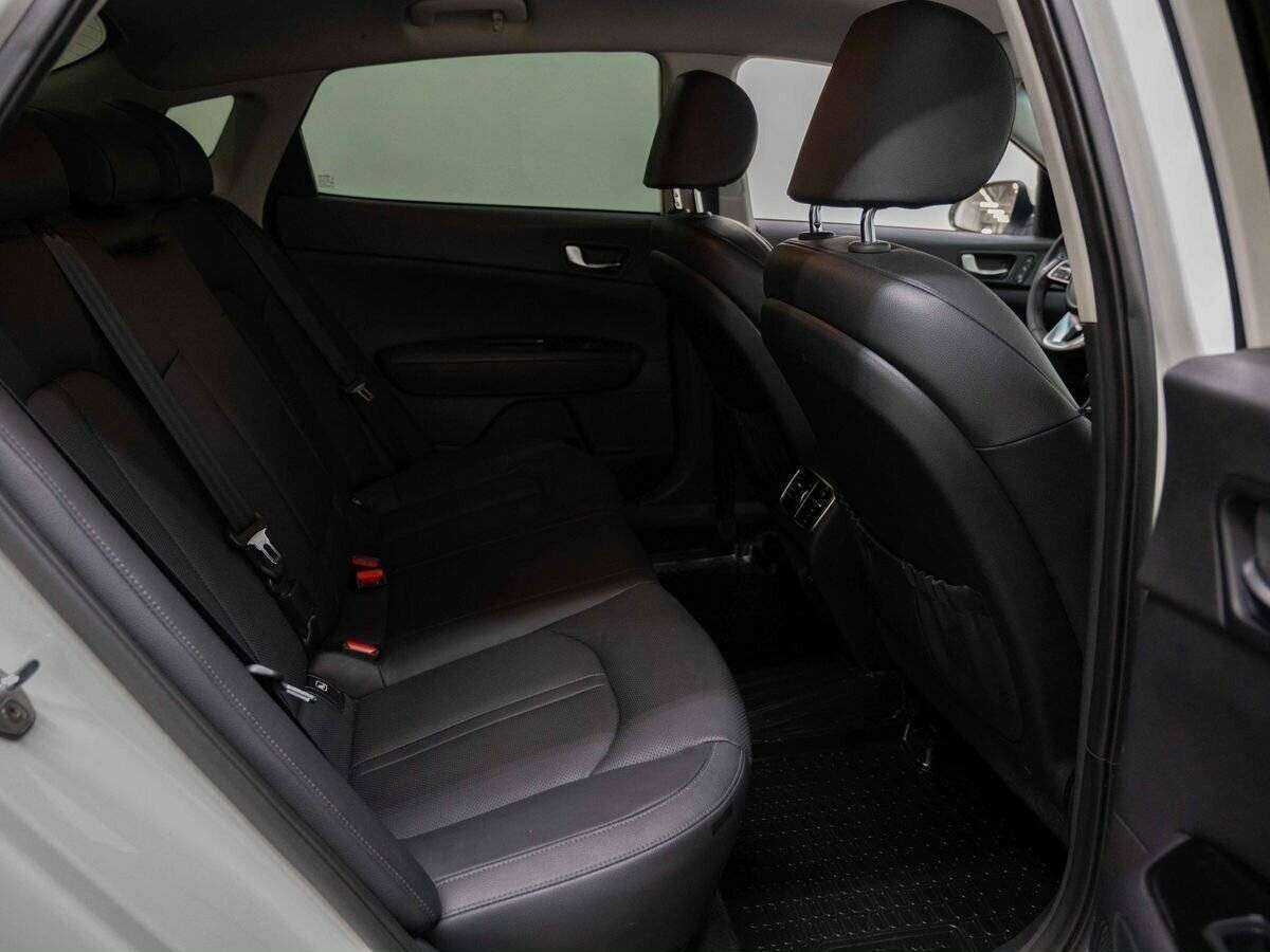 Kia Optima 2018 года с пробегом. Фото: #28