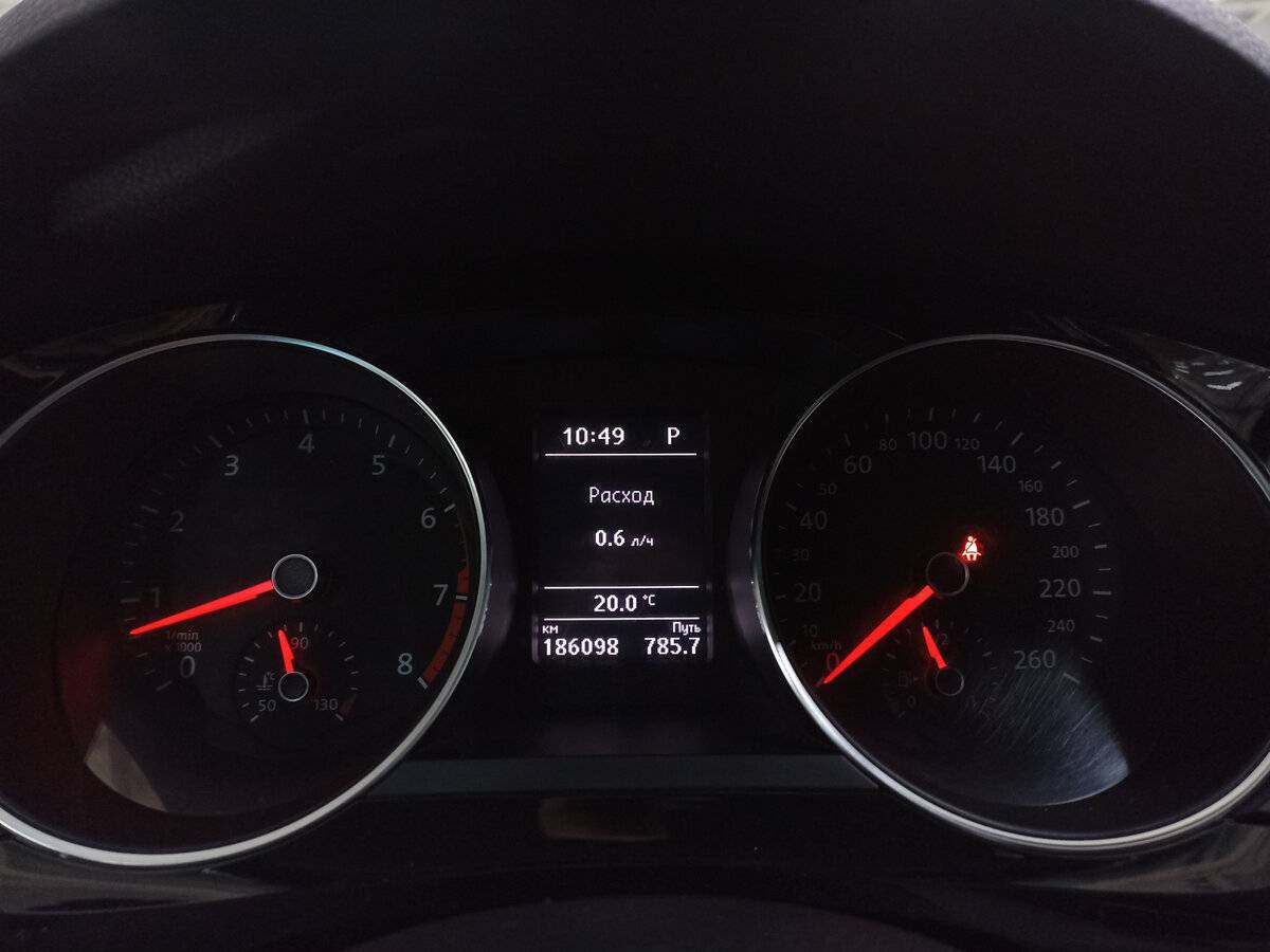 Volkswagen Jetta 2015 года с пробегом. Фото: #12