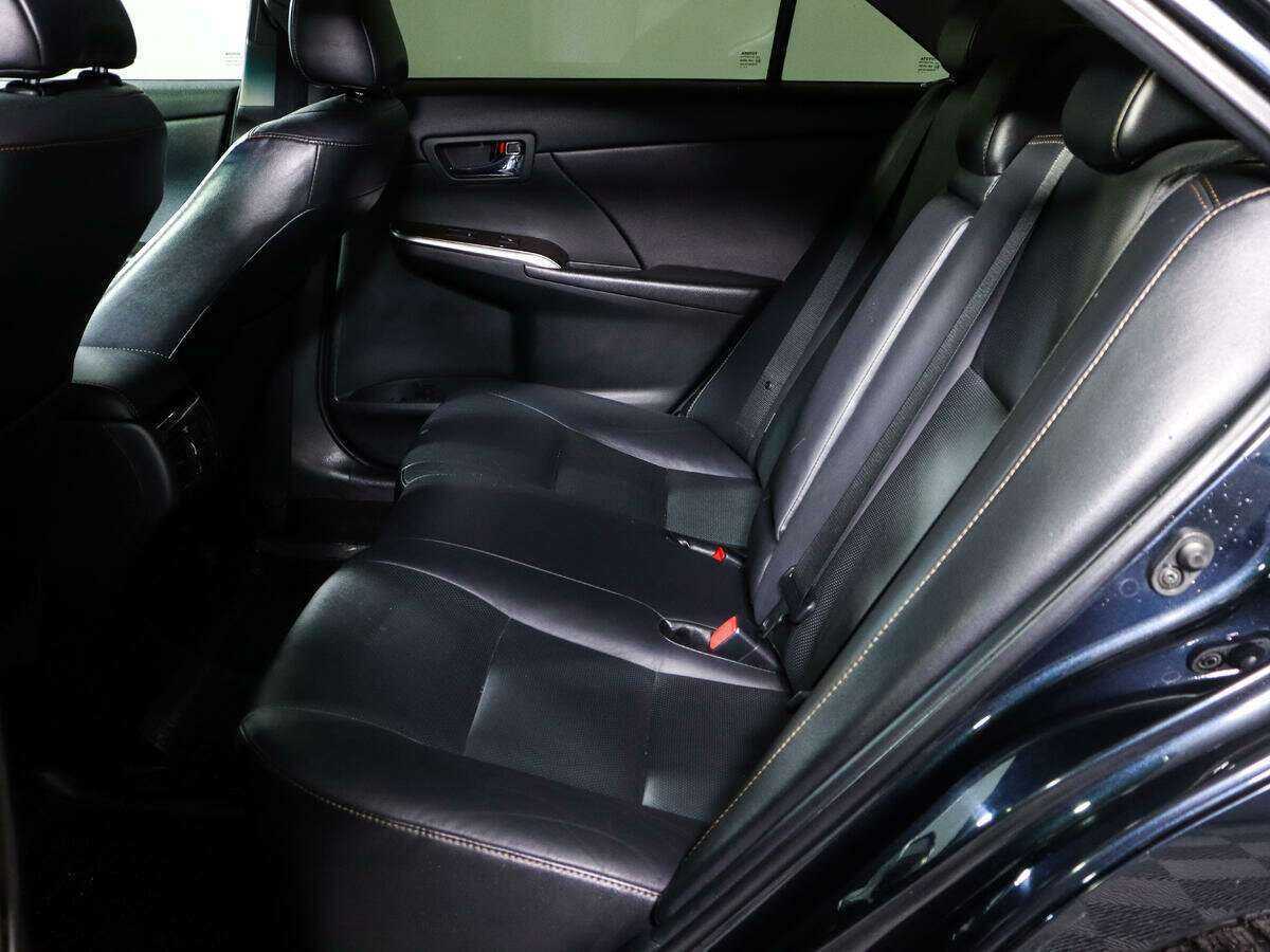 Toyota Camry 2017 года с пробегом. Фото: #9