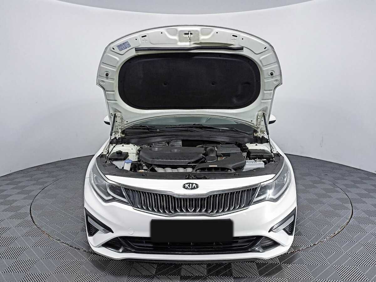 Kia K5 2018 года с пробегом. Фото: #8