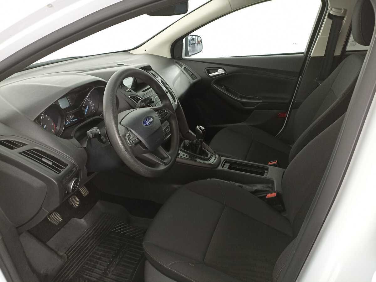 Ford Focus 2018 года с пробегом. Фото: #14