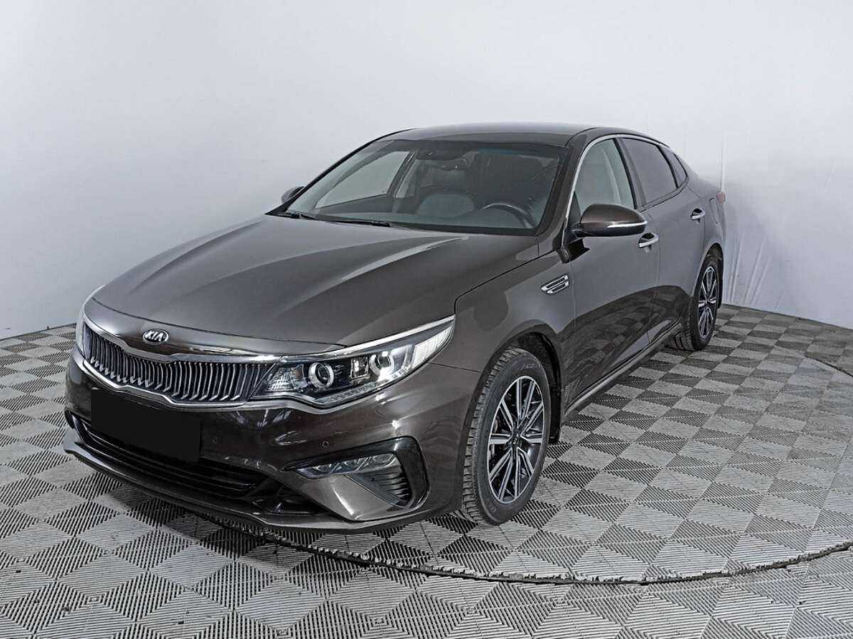 Kia Optima 2018 года с пробегом. Посмотреть фото