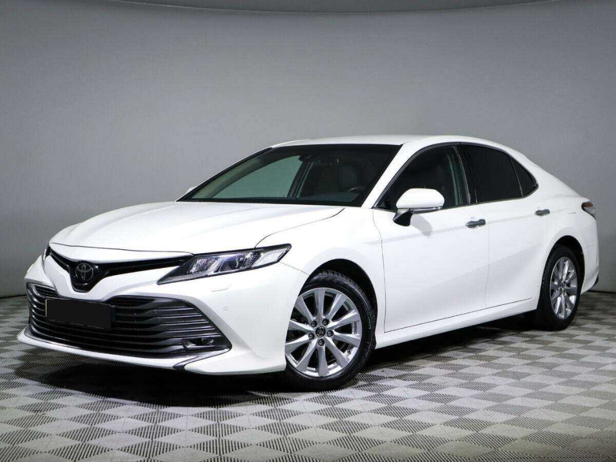 Toyota Camry 2018 года с пробегом. Фото: #0