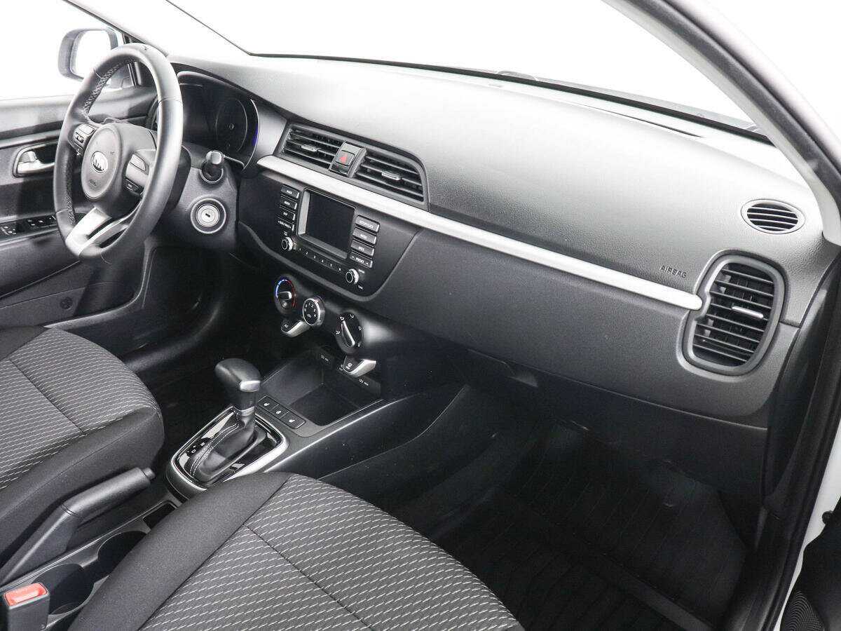 Kia Rio 2019 года с пробегом. Фото: #9