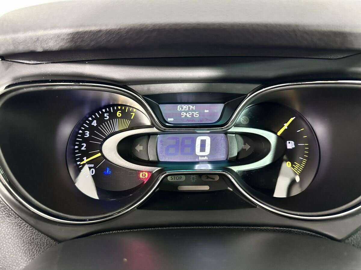 Renault Kaptur 2016 года с пробегом. Фото: #11