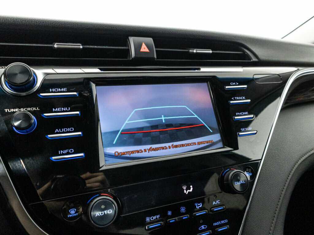 Toyota Camry 2020 года с пробегом. Фото: #14