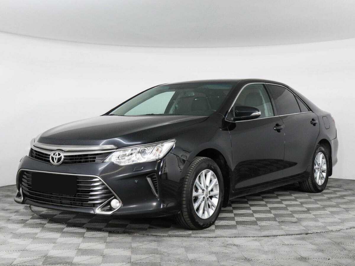 Toyota Camry 2016 года с пробегом. Посмотреть фото