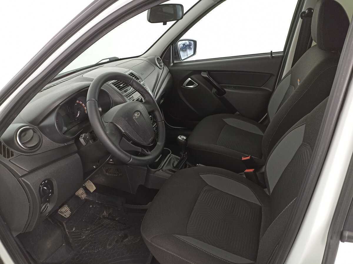 Lada (ВАЗ) Granta 2019 года с пробегом. Фото: #14