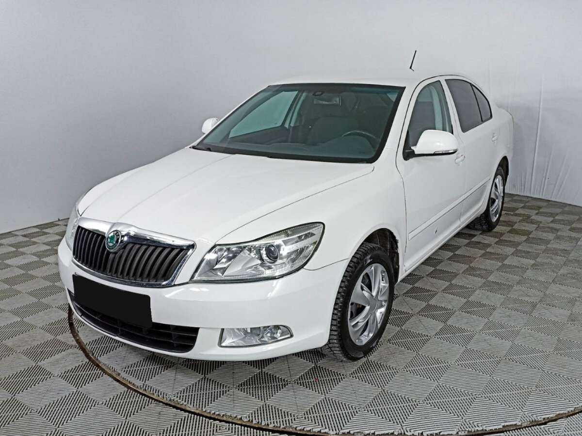 Skoda Octavia 2012 года с пробегом. Посмотреть фото