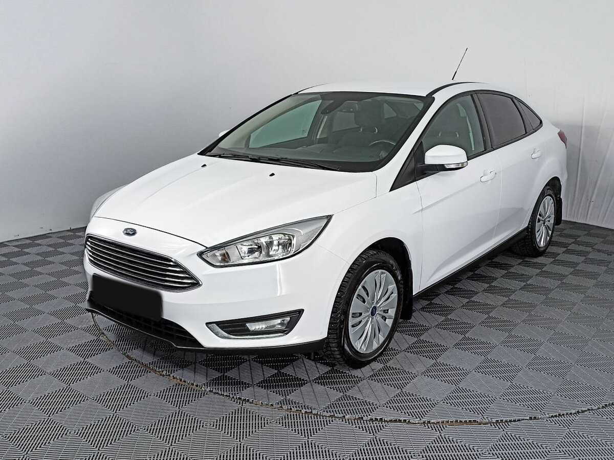 Ford Focus 2016 года с пробегом. Посмотреть фото