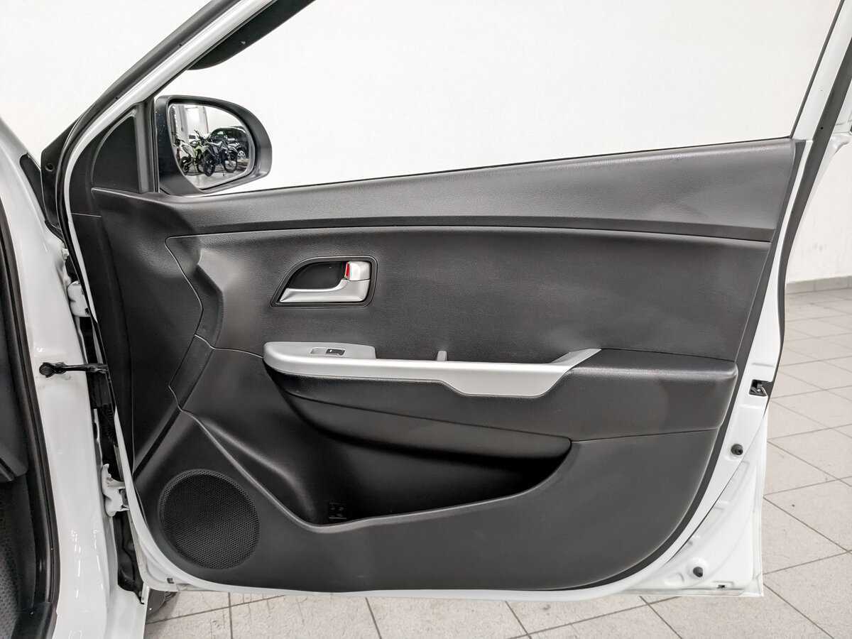 Kia Rio 2015 года с пробегом. Фото: #21