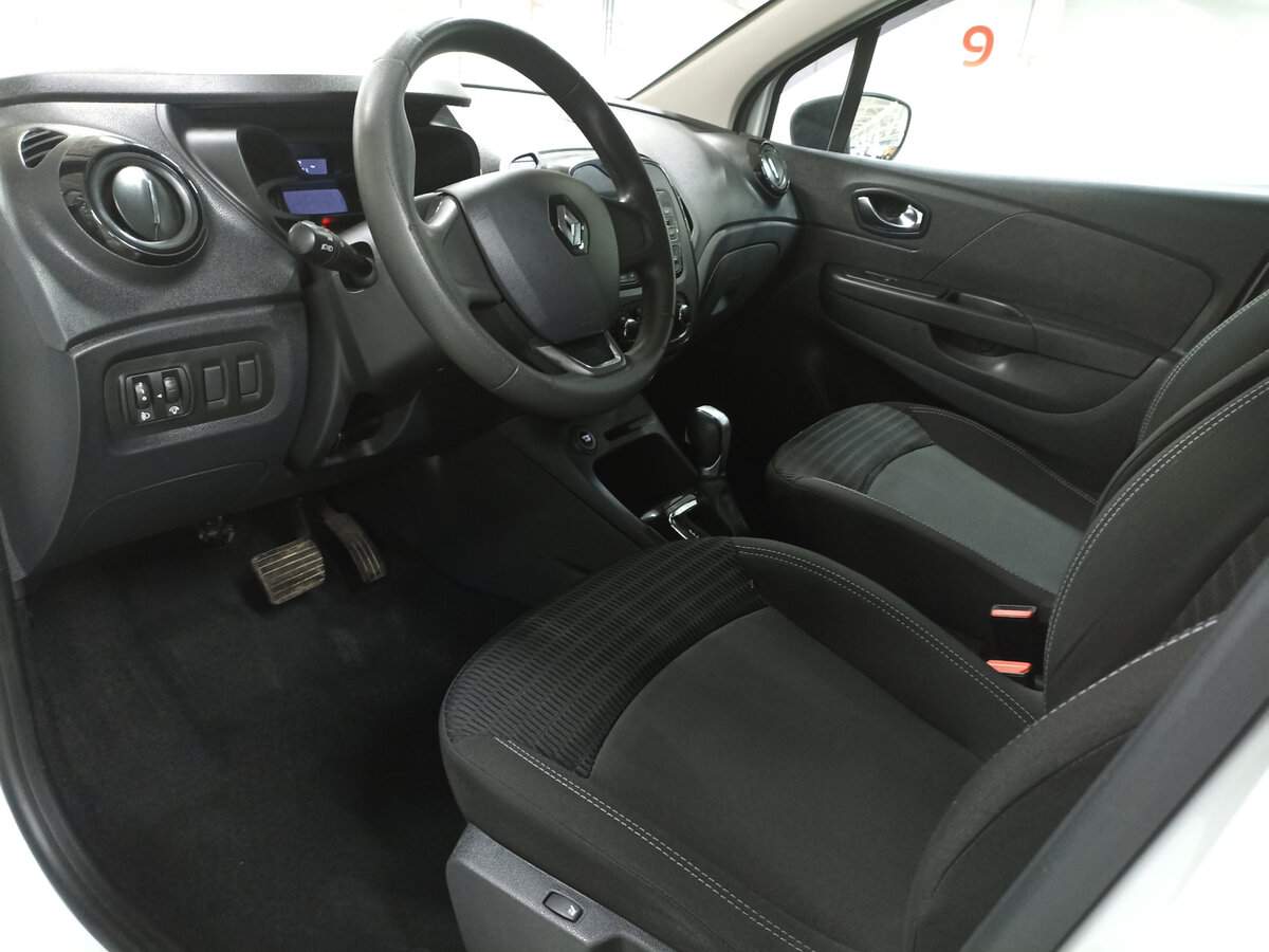 Renault Kaptur 2018 года с пробегом. Фото: #15