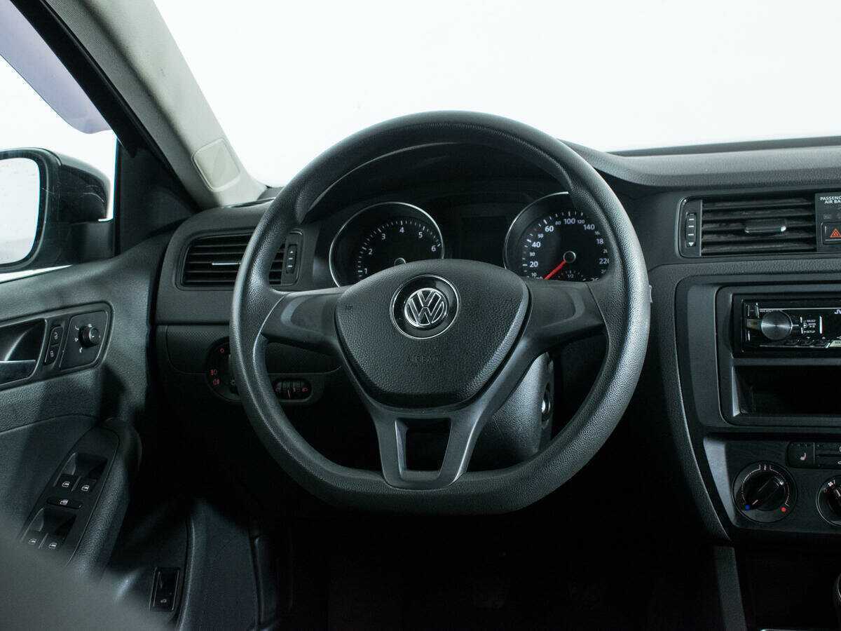 Volkswagen Jetta 2015 года с пробегом. Фото: #13