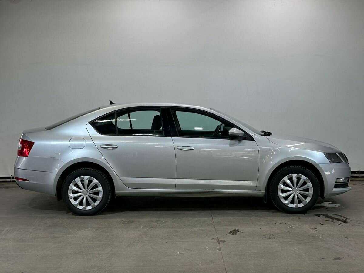 Skoda Octavia 2018 года с пробегом. Фото: #3