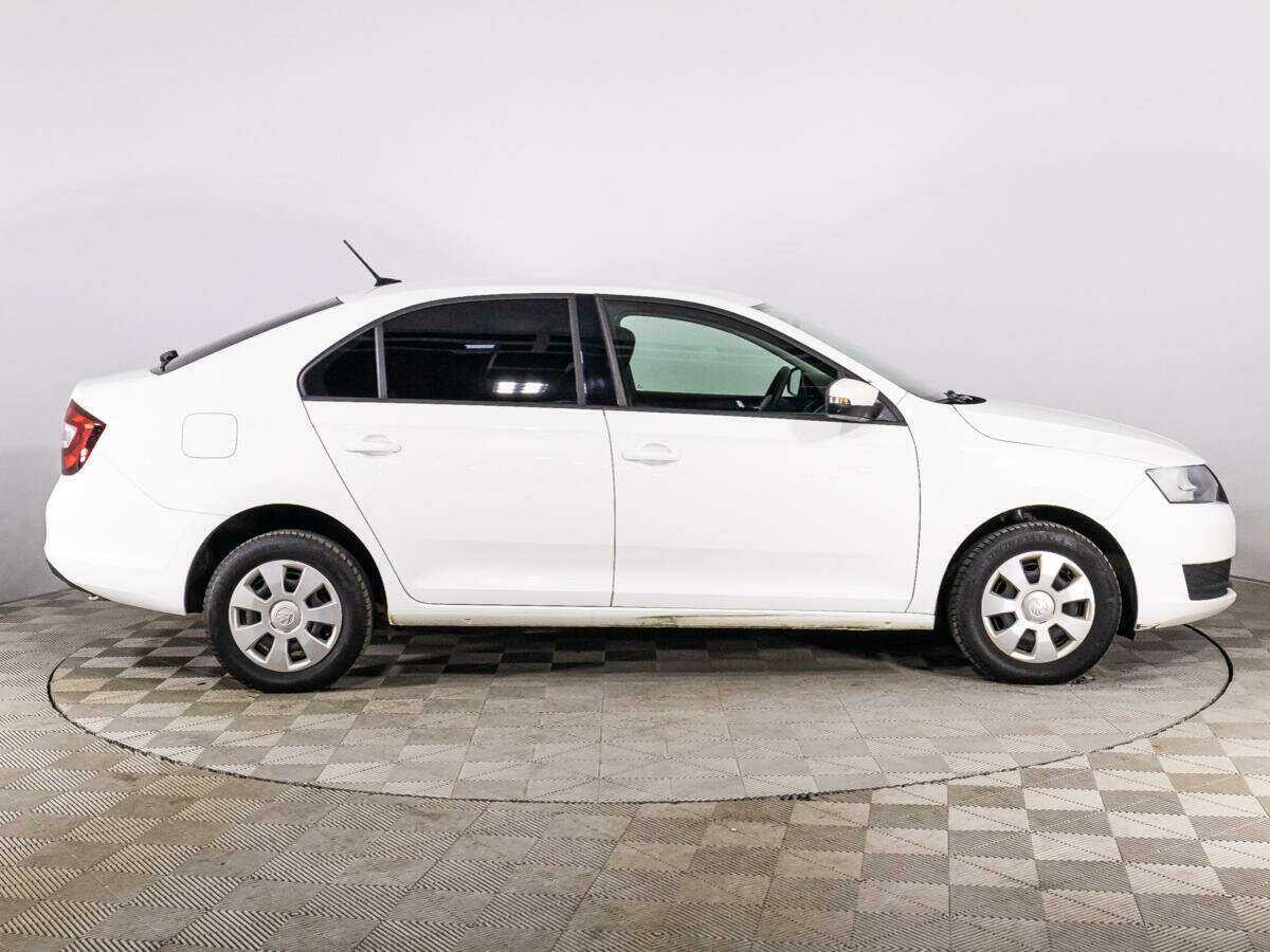 Skoda Rapid 2017 года с пробегом. Фото: #3