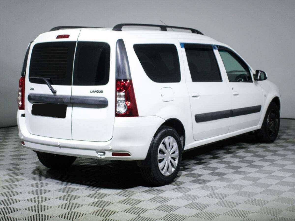 Lada (ВАЗ) Largus 2017 года с пробегом. Фото: #4