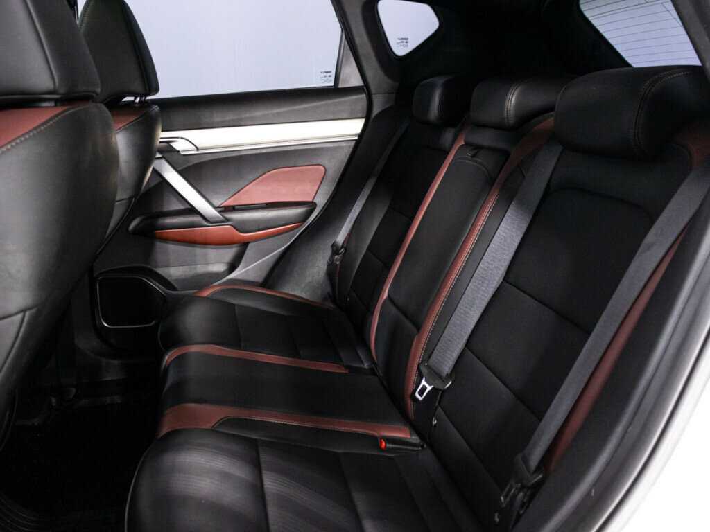 Geely Coolray 2022 года с пробегом. Фото: #9