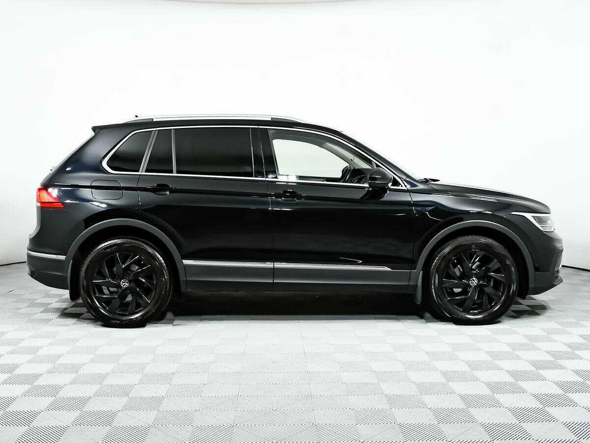 Volkswagen Tiguan 2021 года с пробегом. Фото: #3