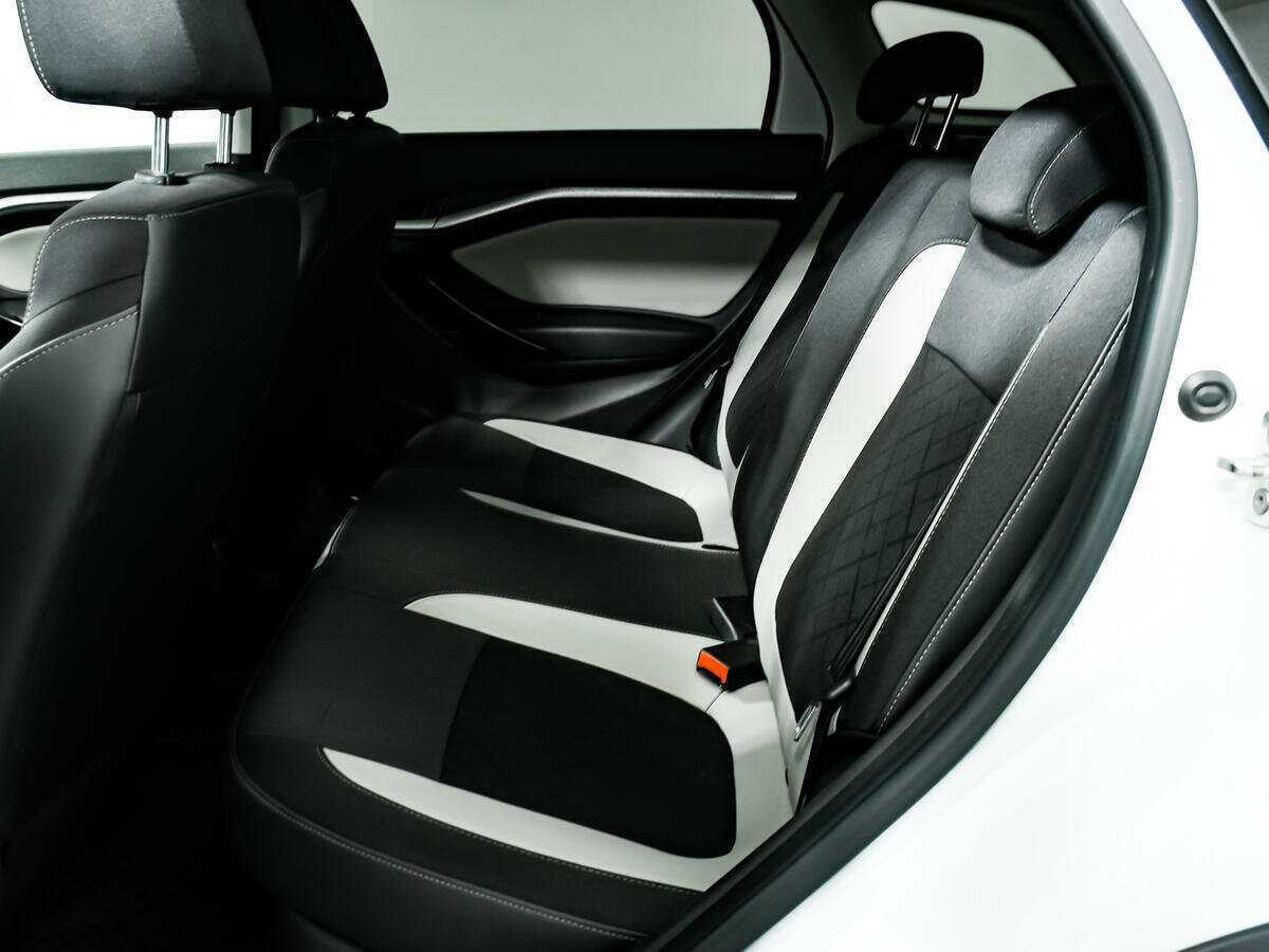 Lada (ВАЗ) Vesta 2021 года с пробегом. Фото: #11