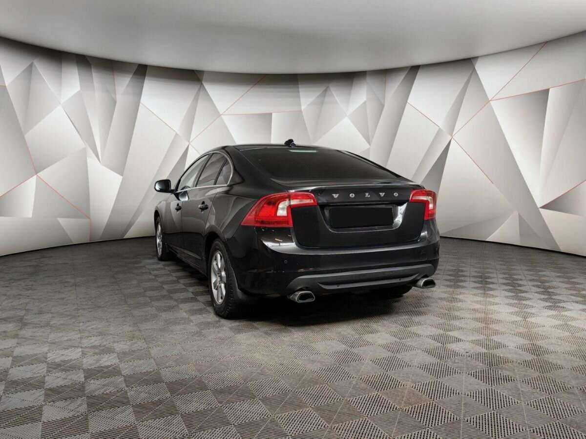 Volvo S60 2013 года с пробегом. Фото: #3