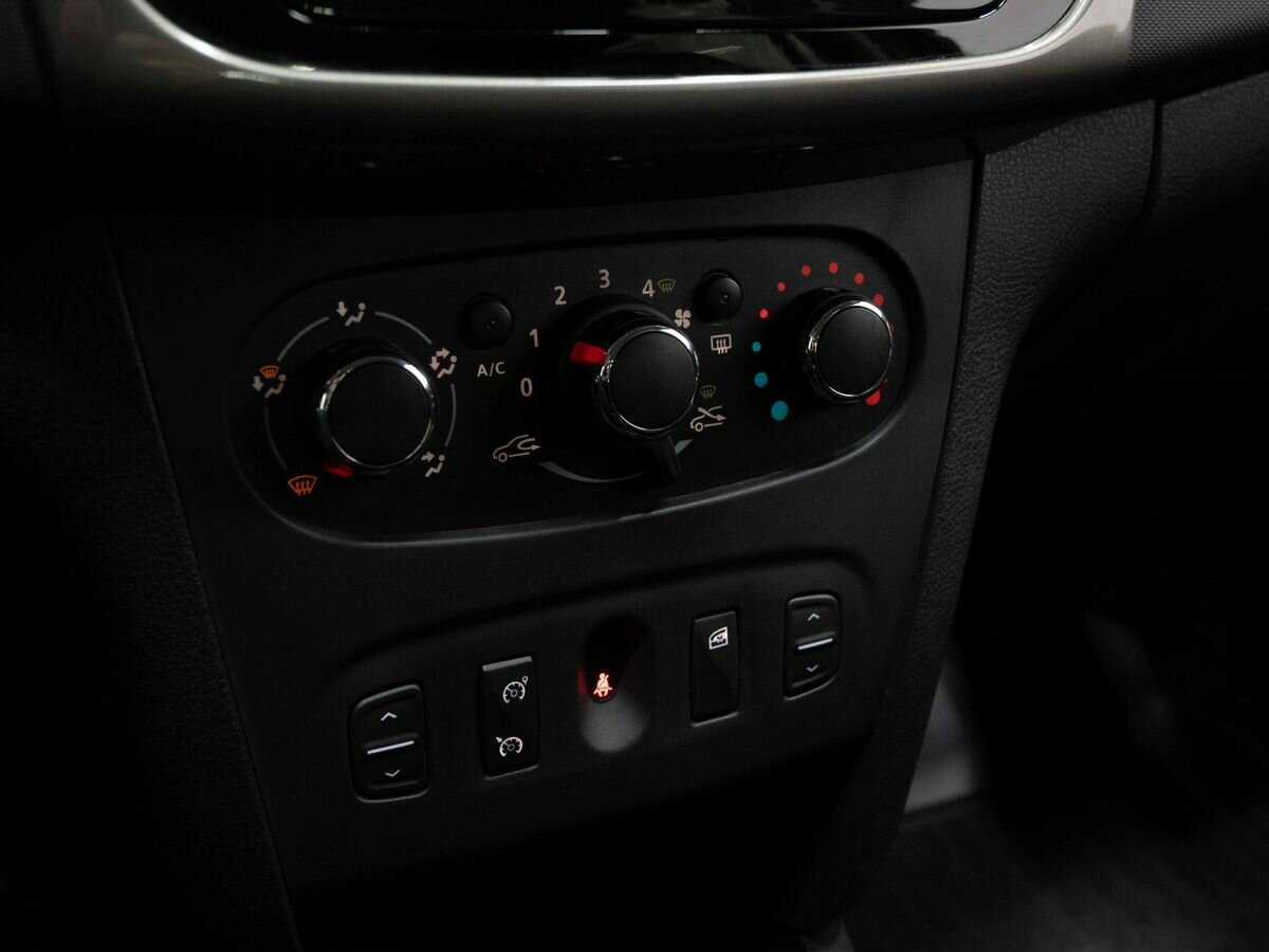 Renault Logan 2018 года с пробегом. Фото: #21