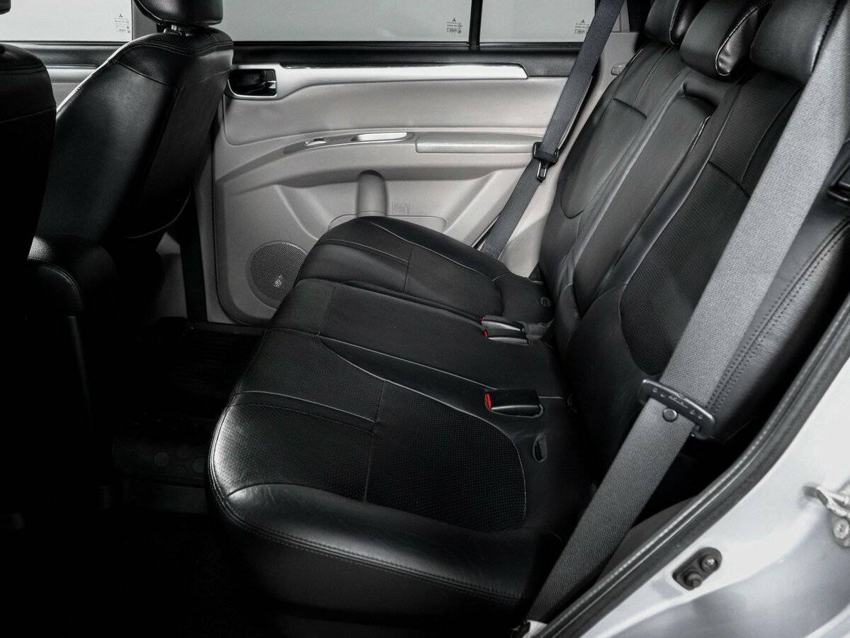 Mitsubishi Pajero Sport 2013 года с пробегом. Фото: #9