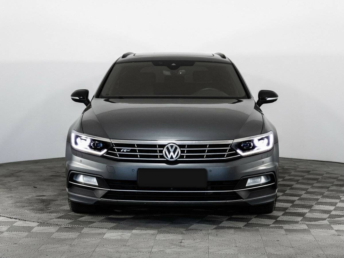 Volkswagen Passat 2016 года с пробегом. Фото: #1