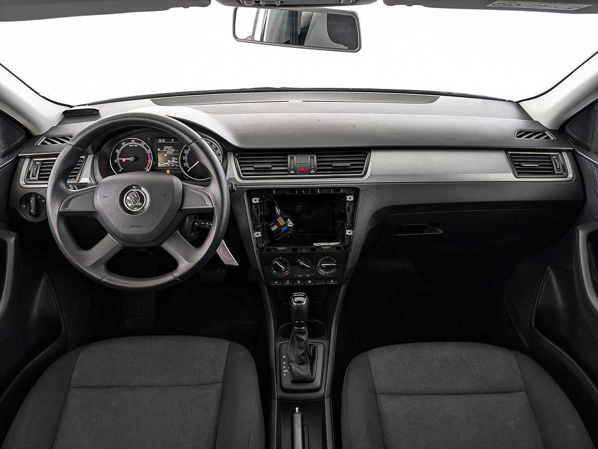 Skoda Rapid 2019 года с пробегом. Фото: #12