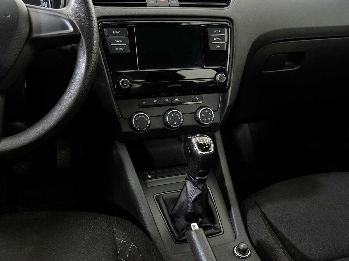 Skoda Octavia 2019 года с пробегом. Фото: #11