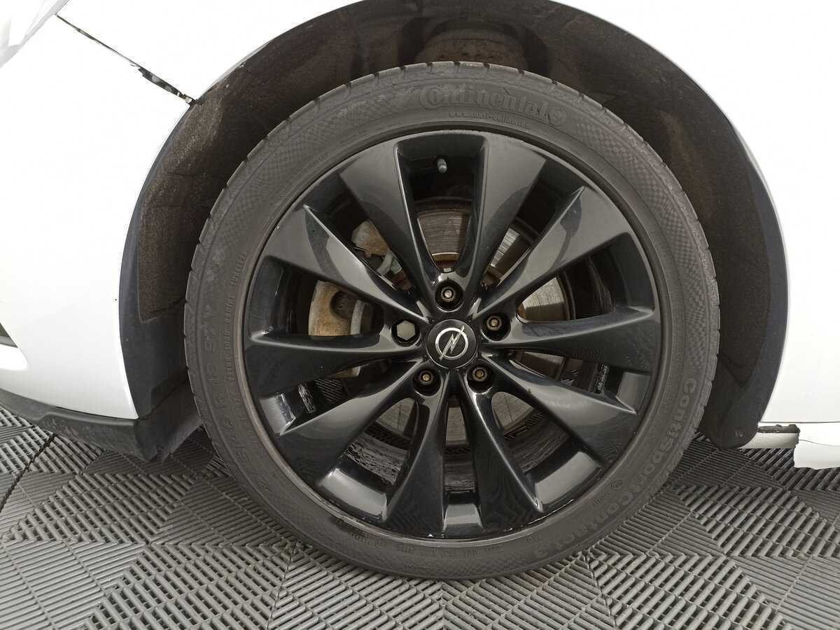 Opel Astra 2013 года с пробегом. Фото: #16