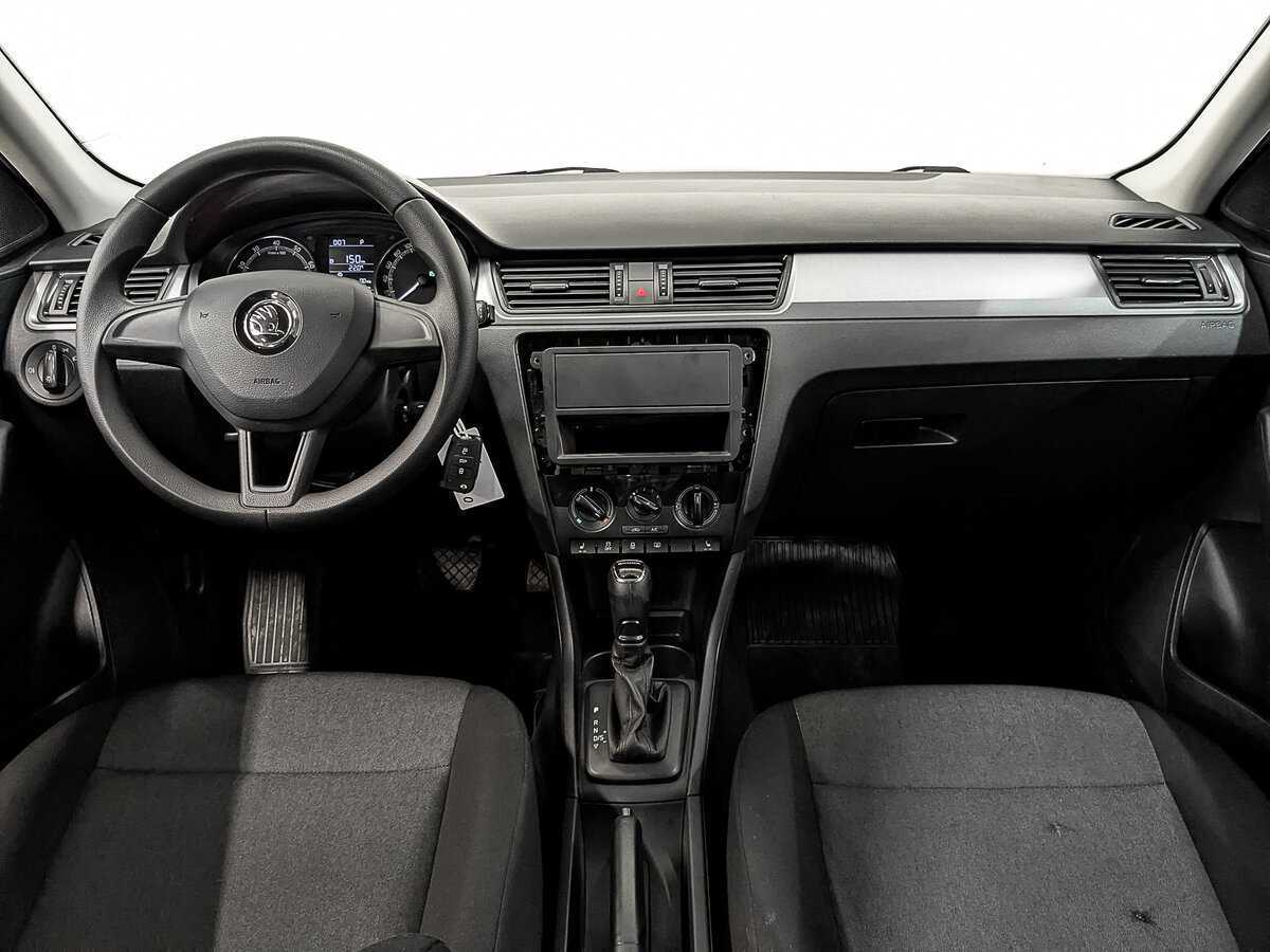 Skoda Rapid 2019 года с пробегом. Фото: #12