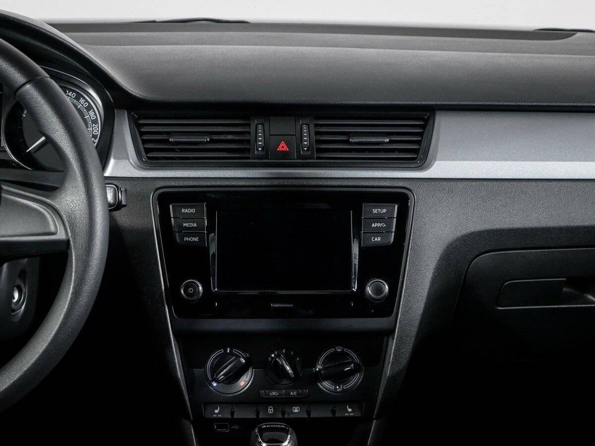 Skoda Rapid 2019 года с пробегом. Фото: #12