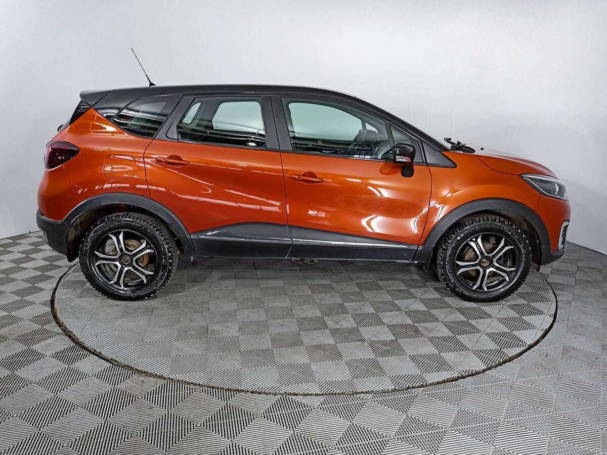 Renault Kaptur 2016 года с пробегом. Фото: #3
