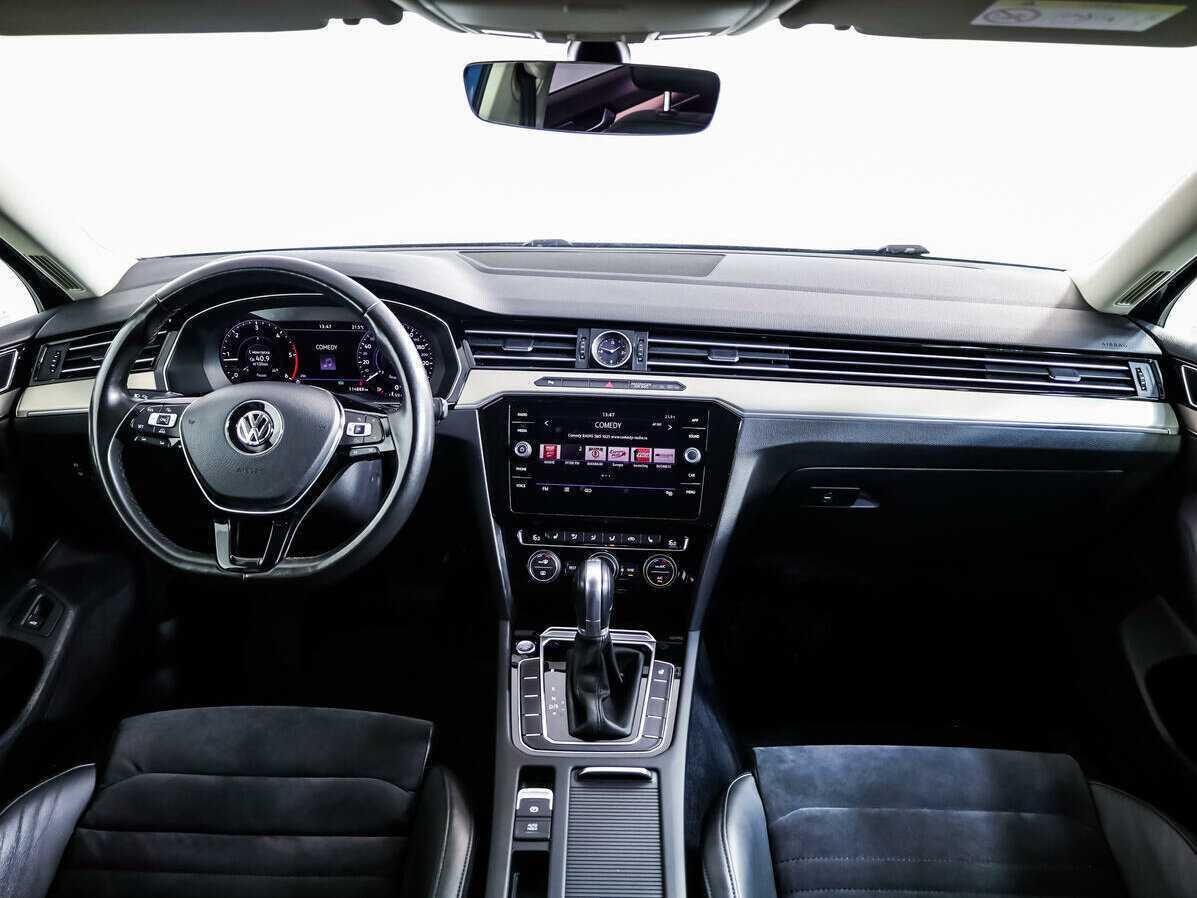 Volkswagen Passat 2017 года с пробегом. Фото: #8