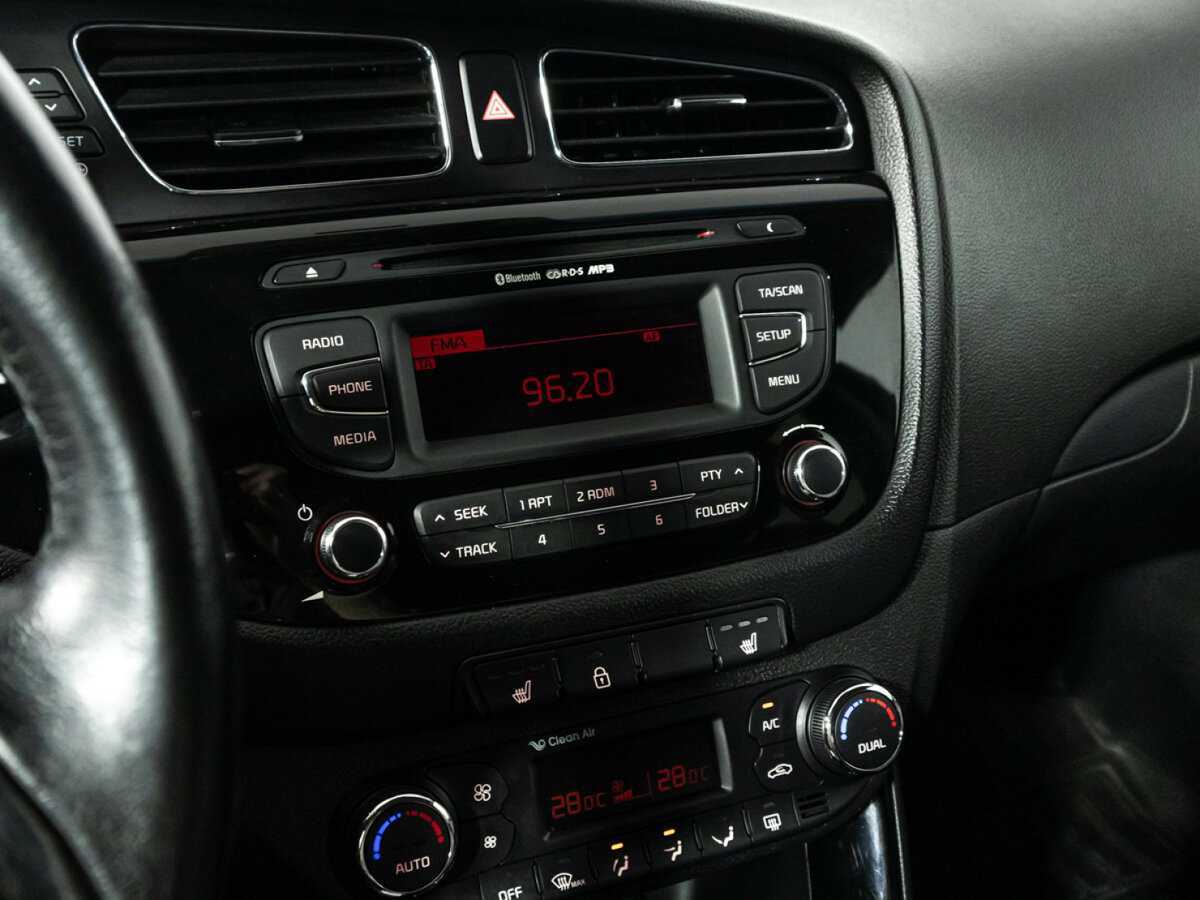 Kia Ceed 2015 года с пробегом. Фото: #15