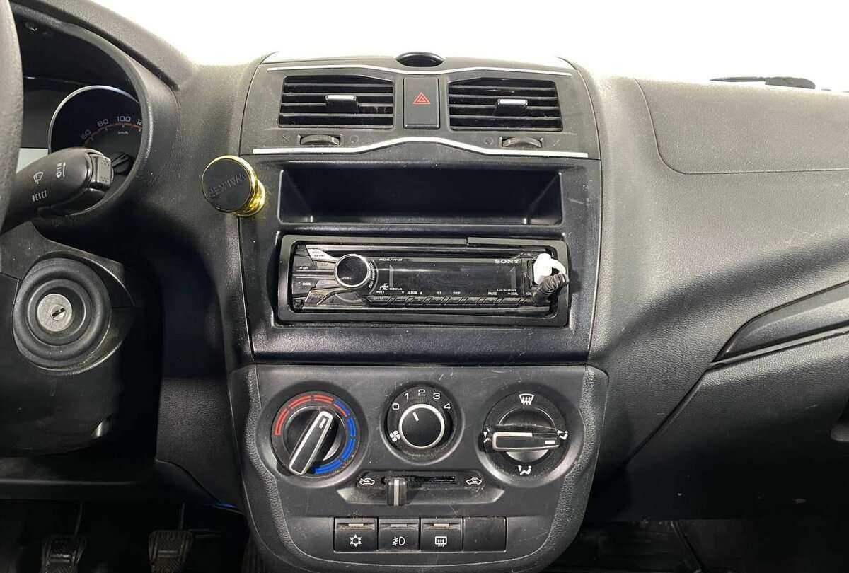 Lada (ВАЗ) Granta 2019 года с пробегом. Фото: #10