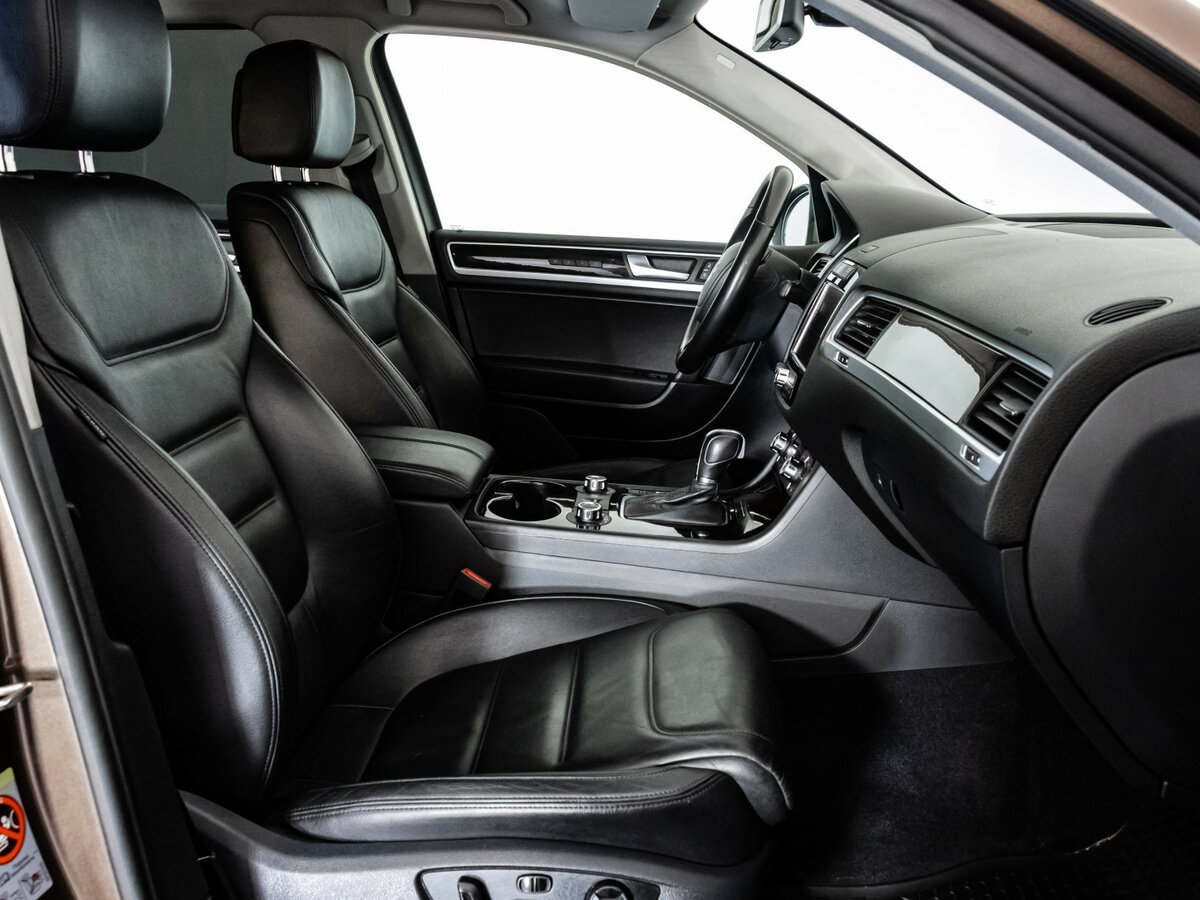 Volkswagen Touareg 2012 года с пробегом. Фото: #18