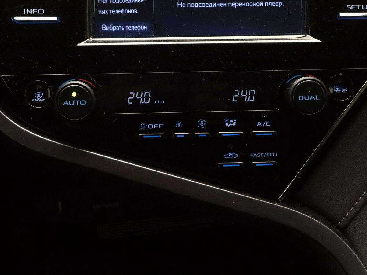 Toyota Camry 2019 года с пробегом. Фото: #13