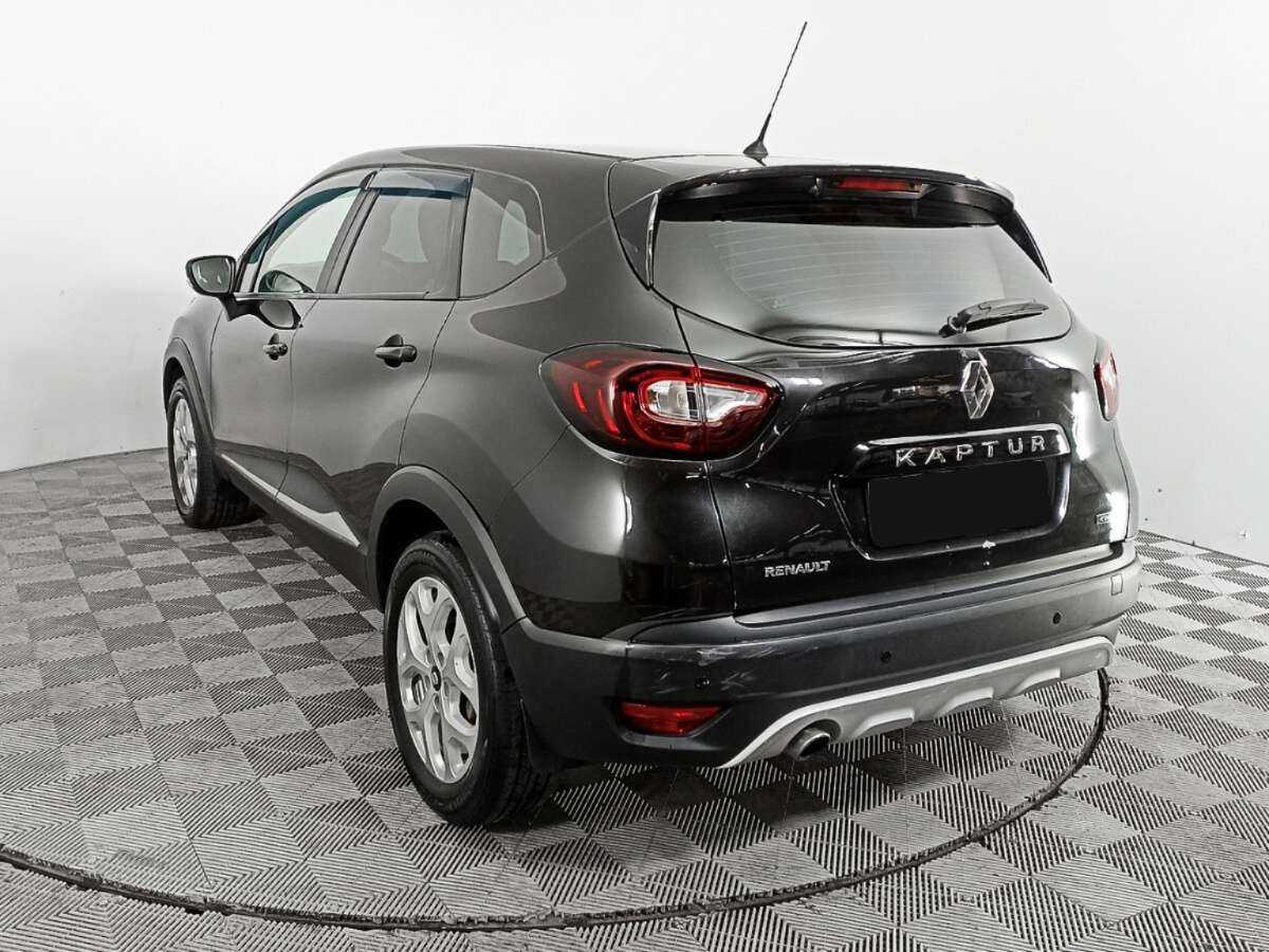 Renault Kaptur 2016 года с пробегом. Фото: #5