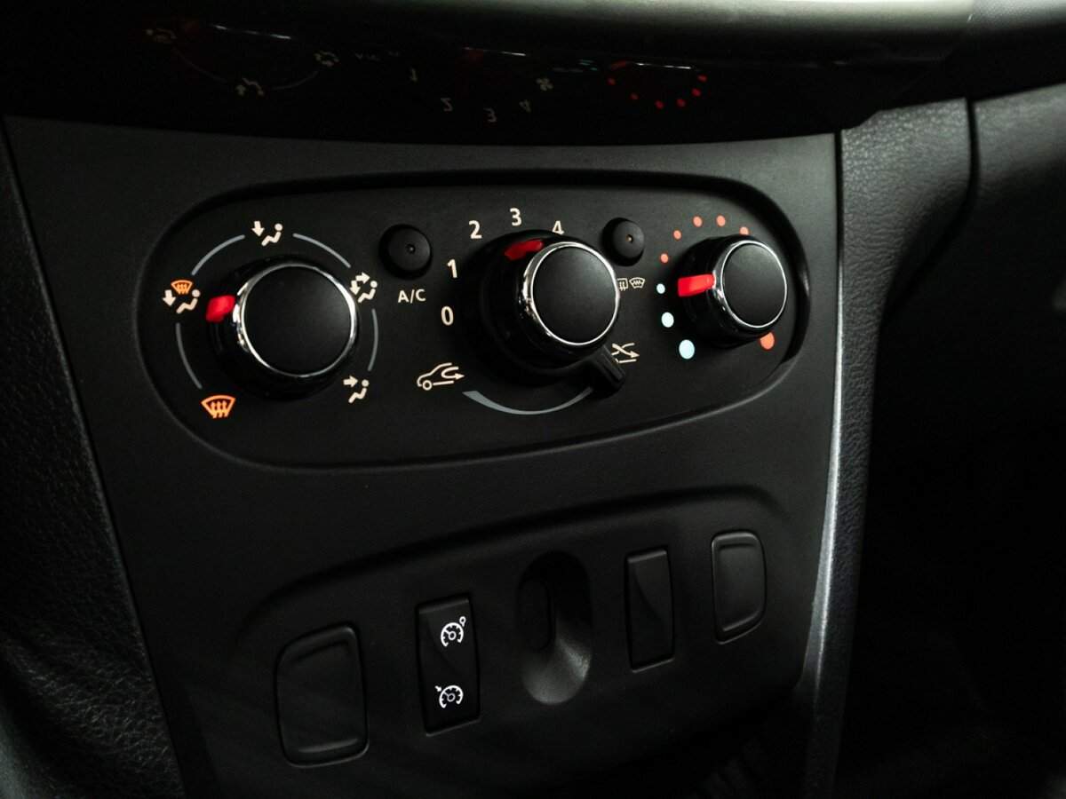 Renault Sandero 2021 года с пробегом. Фото: #15