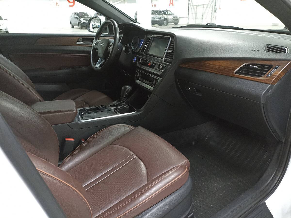 Hyundai Sonata 2017 года с пробегом. Фото: #10