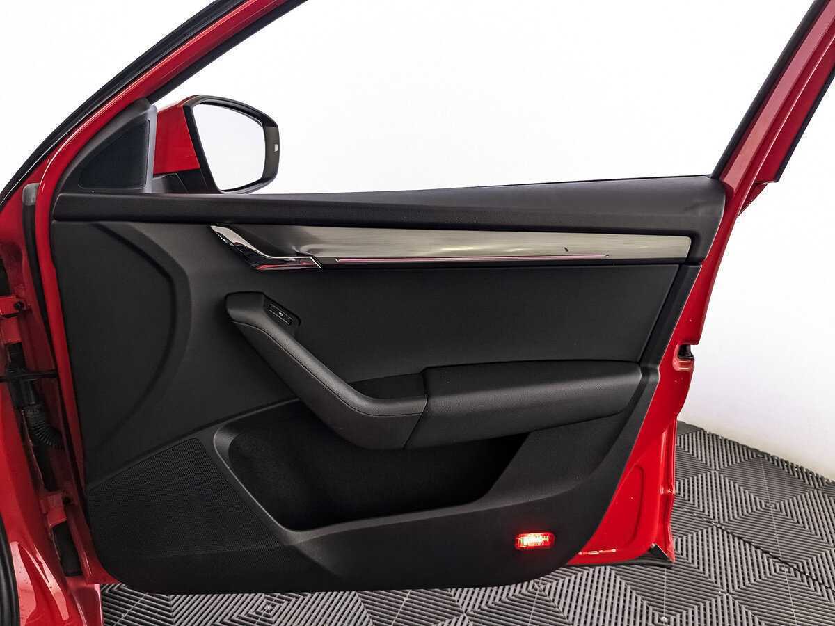 Skoda Octavia 2018 года с пробегом. Фото: #19