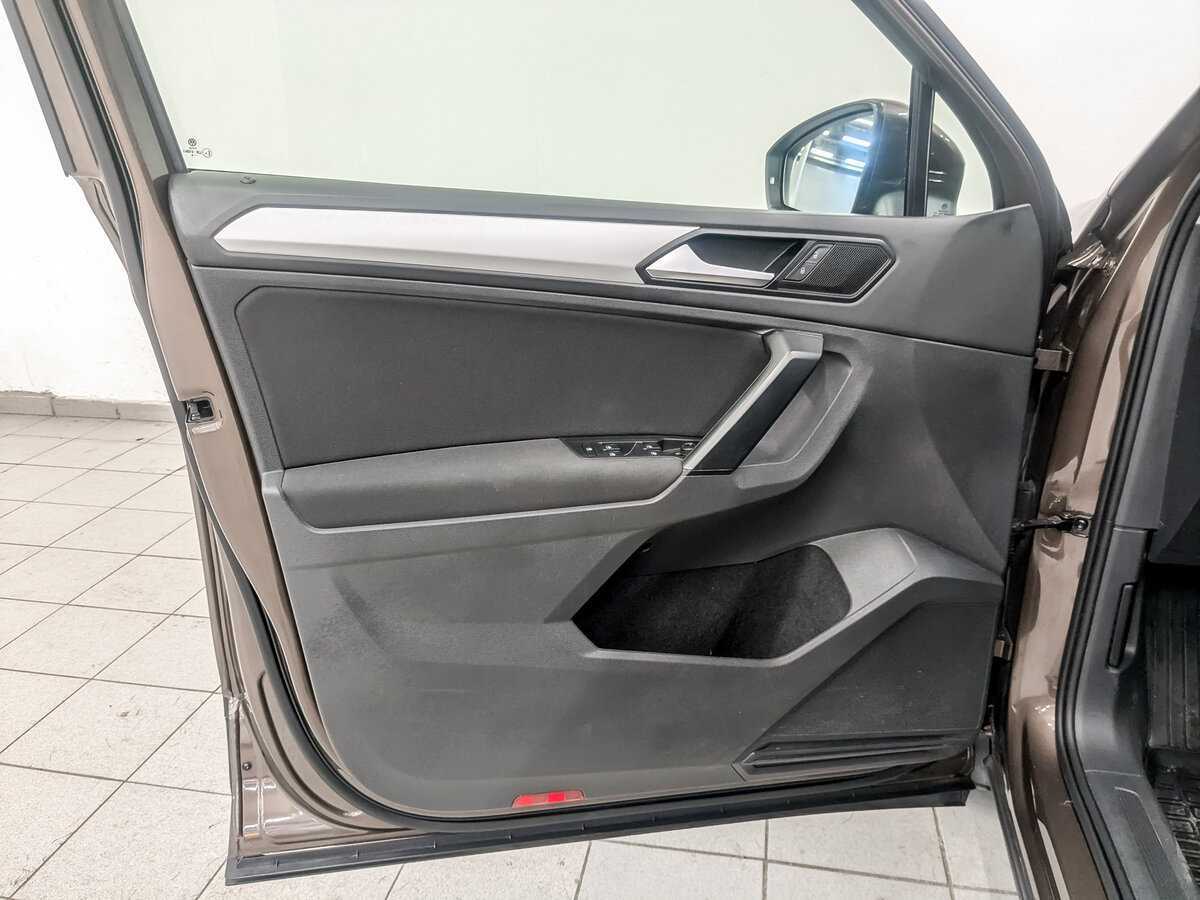 Volkswagen Tiguan 2019 года с пробегом. Фото: #18
