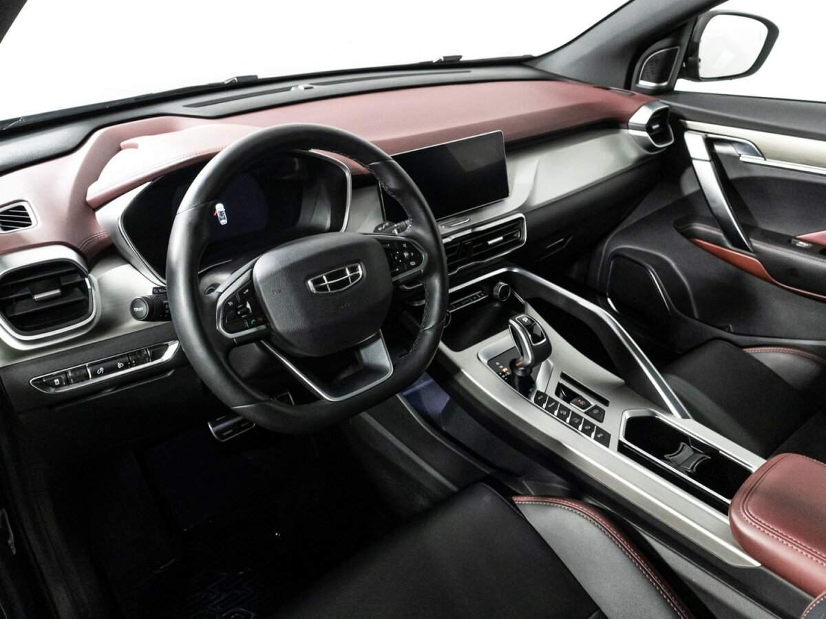 Geely Coolray 2021 года с пробегом. Фото: #10