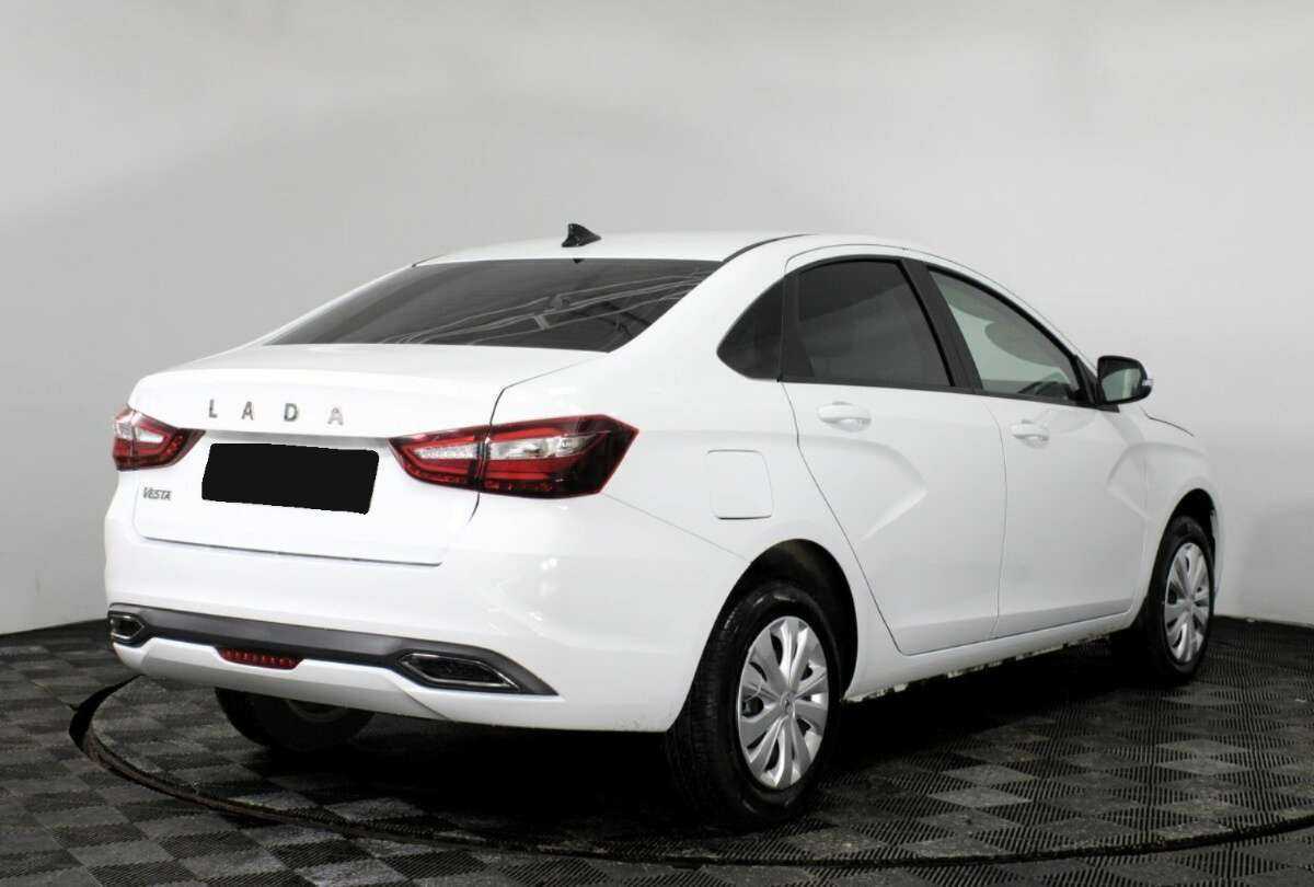 Lada (ВАЗ) Vesta 2023 года с пробегом. Фото: #1