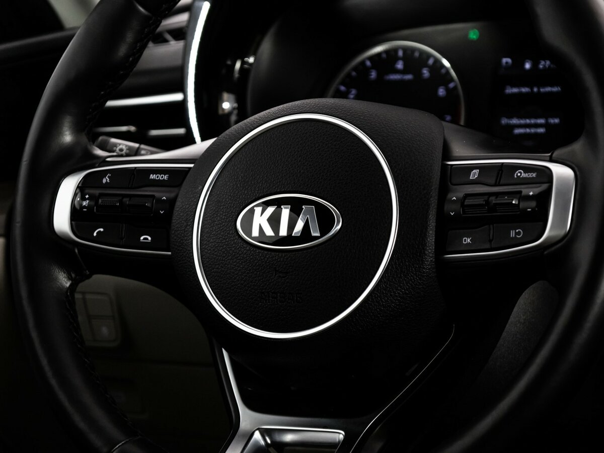 Kia K5 2021 года с пробегом. Фото: #11