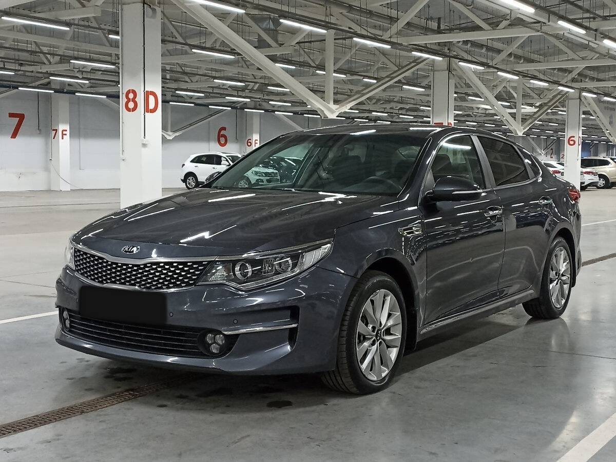 Kia Optima 2018 года с пробегом. Посмотреть фото