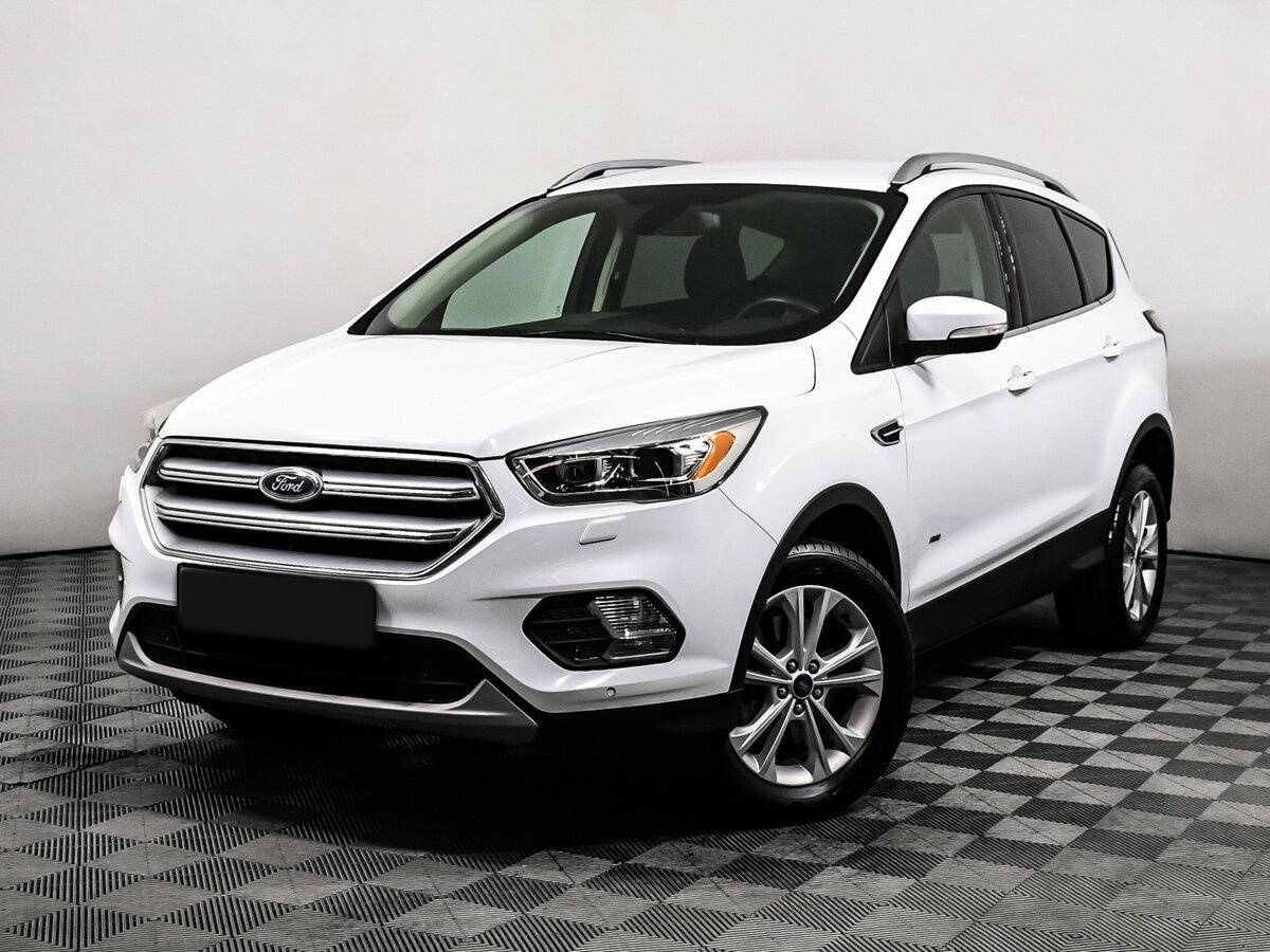 Ford Kuga 2017 года с пробегом. Фото: #0