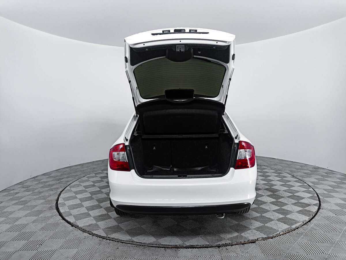 Skoda Rapid 2017 года с пробегом. Фото: #9